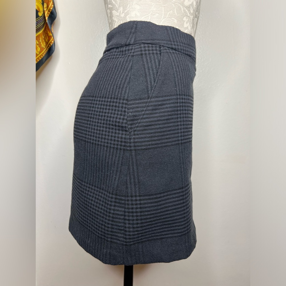 Mini Skort - Picture 3 of 4